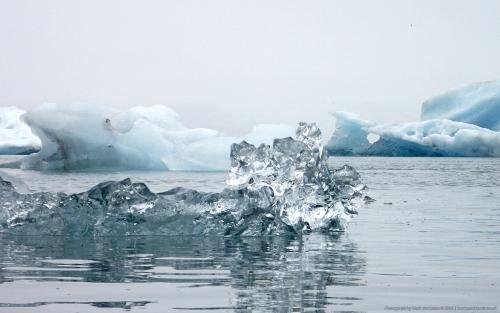 wallpaper: 'Jökulsárlón Icebergs 2' - Iceland