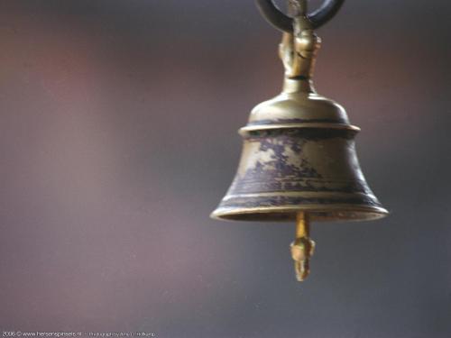 wallpaper: 'Bell' - Arne's Corner