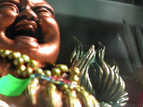 wallpaper: 'Evil Buddha' - Real Spinsels