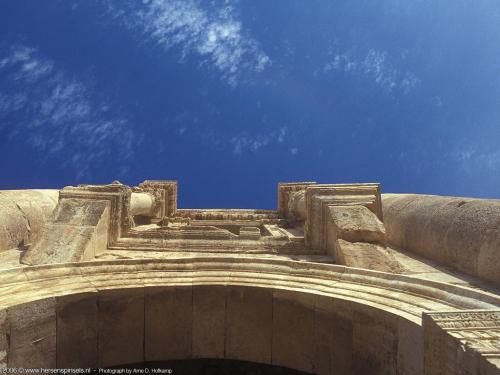 wallpaper: hoofdingang Jerash, Arne's Corner