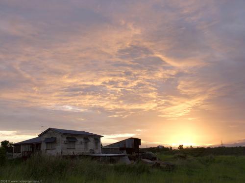 wallpaper: 'Farmhouse' - Australia Collection